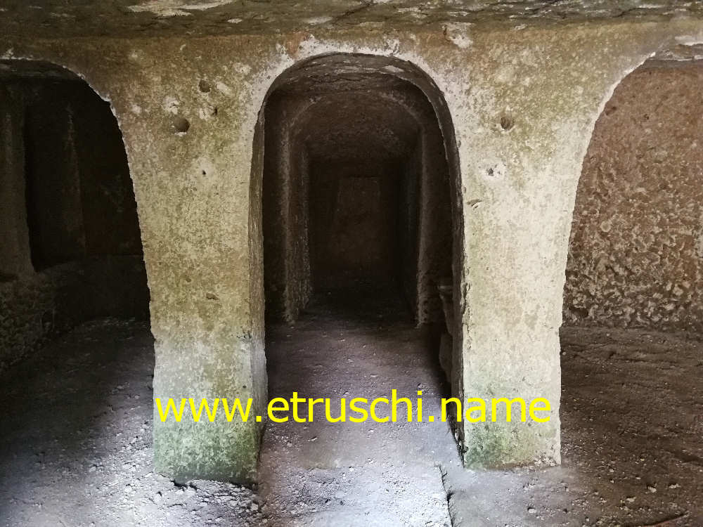 la tomba del dado nella roccia